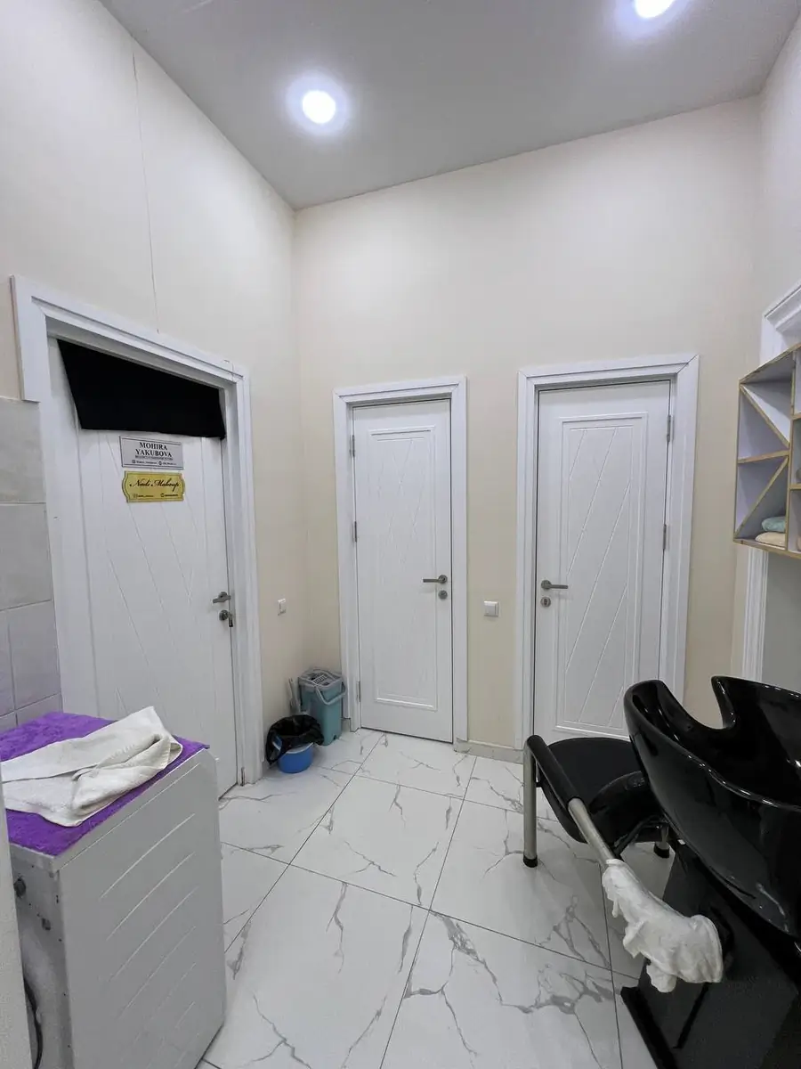 Ofis sotiladi − 296 m²