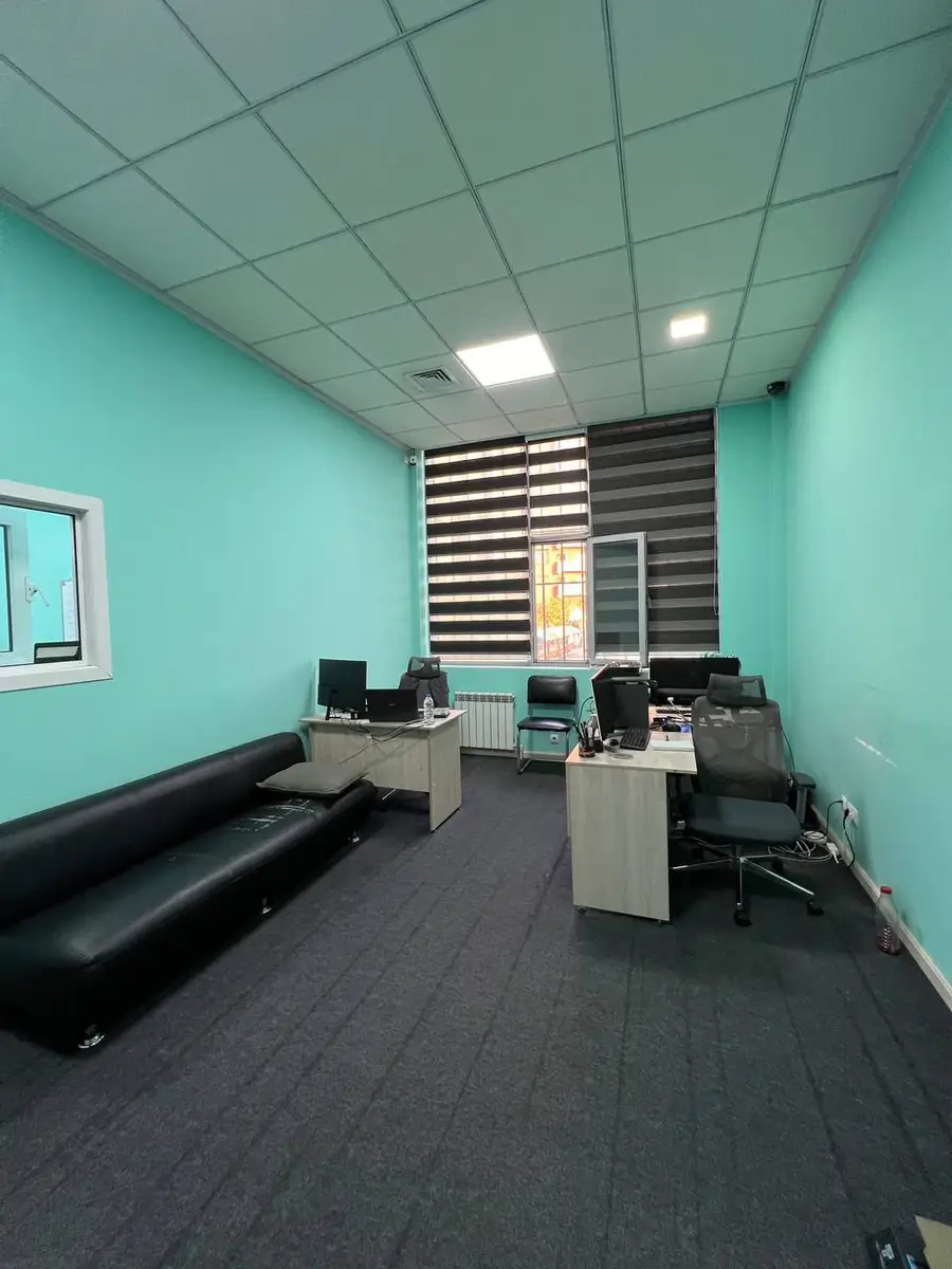 Ofis sotiladi − 296 m²