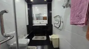 4-комнатная квартира − 195 м², 6/8 этаж