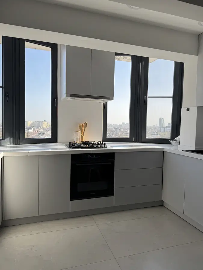 2 xonali kvartira sotiladi − 60 m²