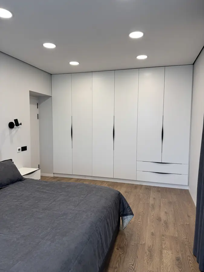 2 xonali kvartira sotiladi − 60 m²