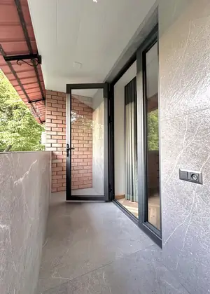 4-комнатная квартира − 100 м², 3/4 этаж