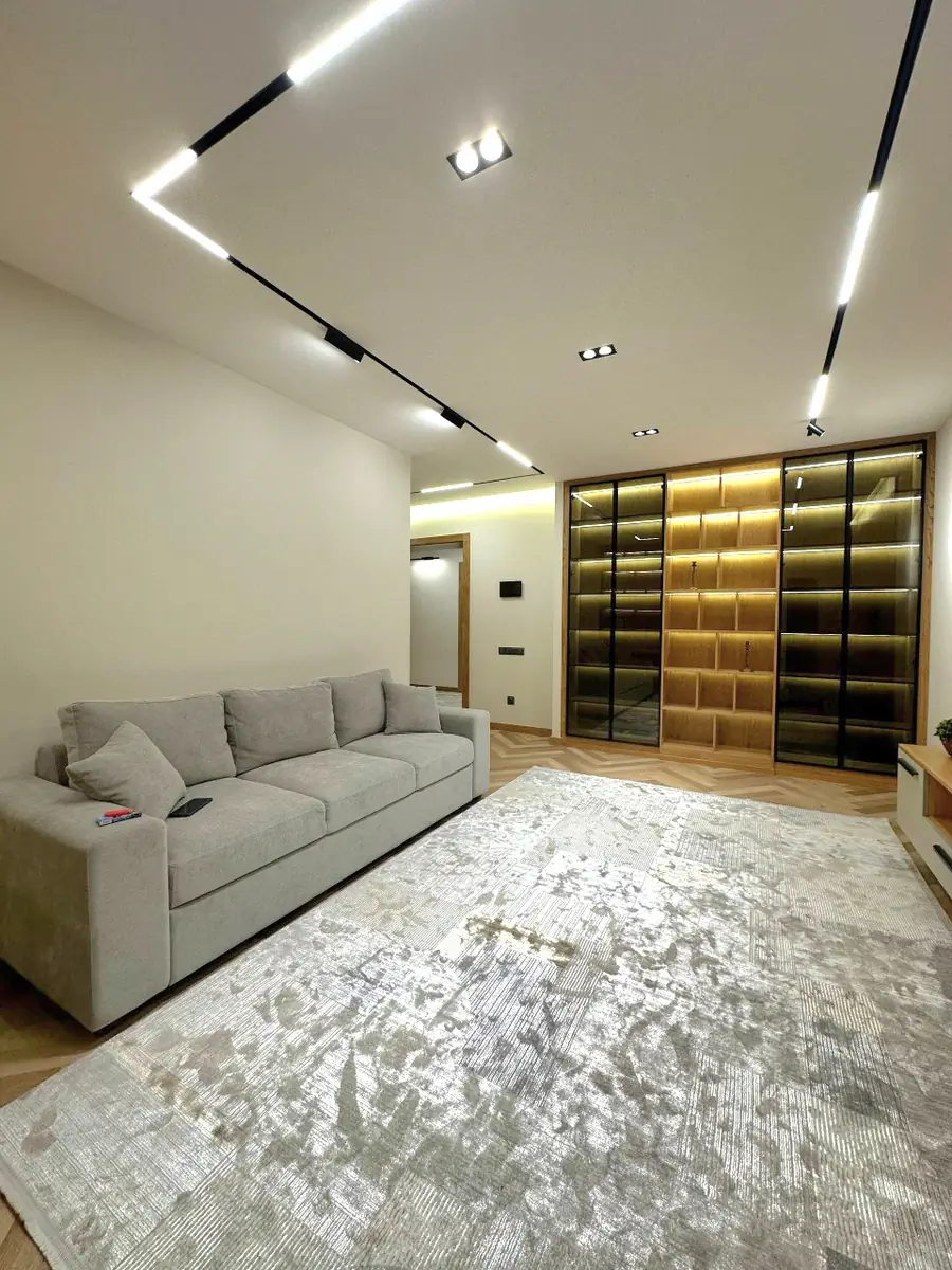4-комнатная квартира − 100 м², 3/4 этаж