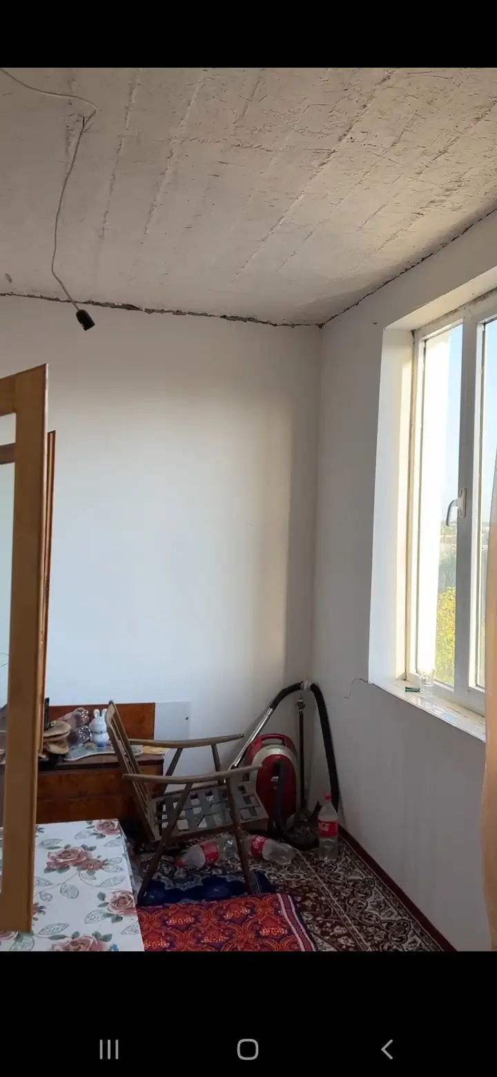 2-комнатная квартира − 72 м², 4/4 этаж