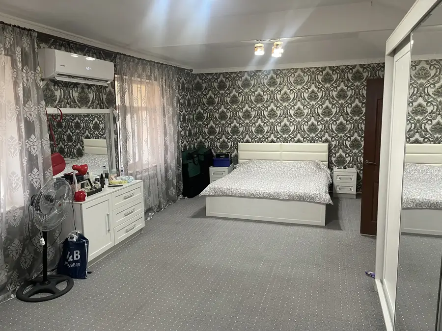 2 qavatli uy sotiladi − 136 m²