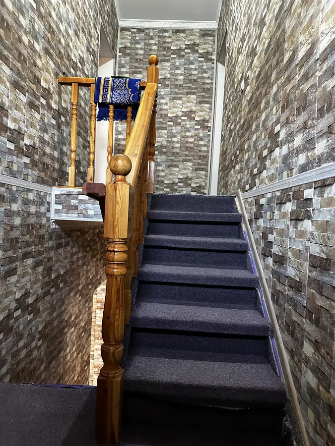 2 qavatli uy sotiladi − 136 m²