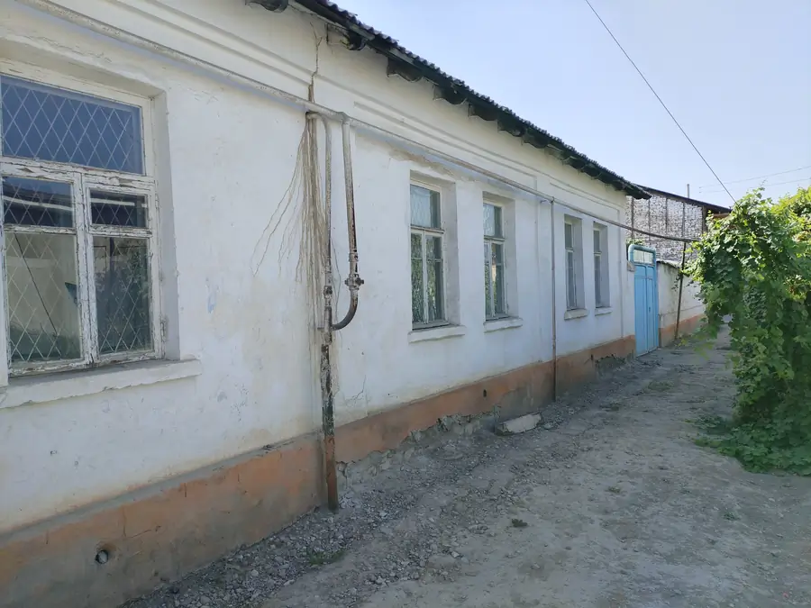 1-этажный дом − 102 м², 4.3 сот.