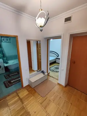3-комнатная квартира − 70 м², 1/4 этаж