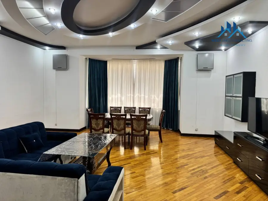 3 xonali kvartira − 190 m², 2/8 qavat