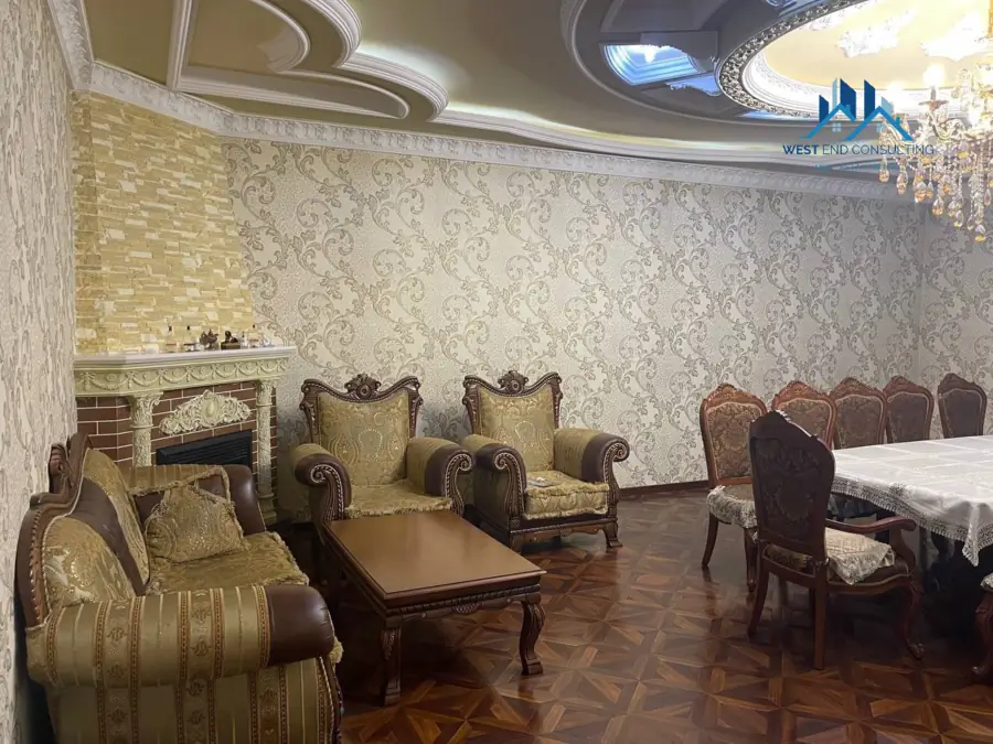 4-комнатная квартира − 170 м², 3/8 этаж