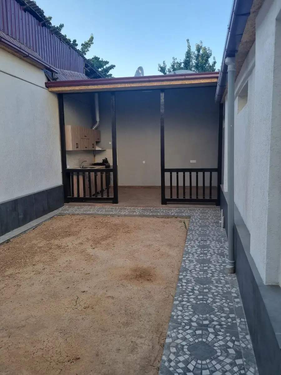 2 qavatli uy − 130 m², 1.7 sot. 