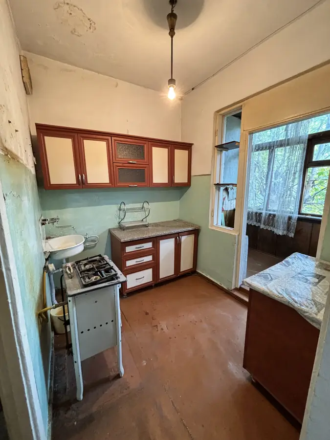 4-комнатная квартира − 80 м², 4/4 этаж