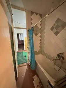 4-комнатная квартира − 80 м², 4/4 этаж