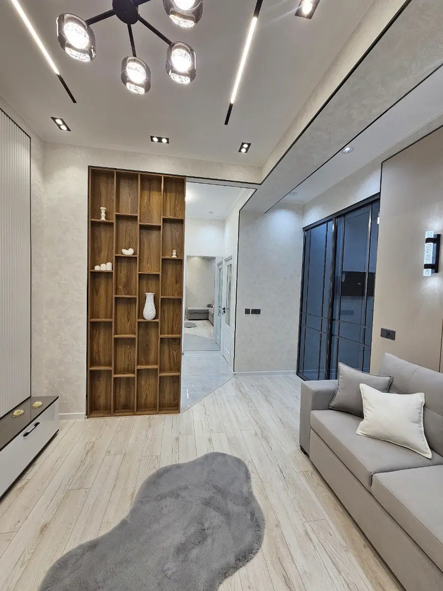 2-комнатная квартира − 52 м², 7/14 этаж