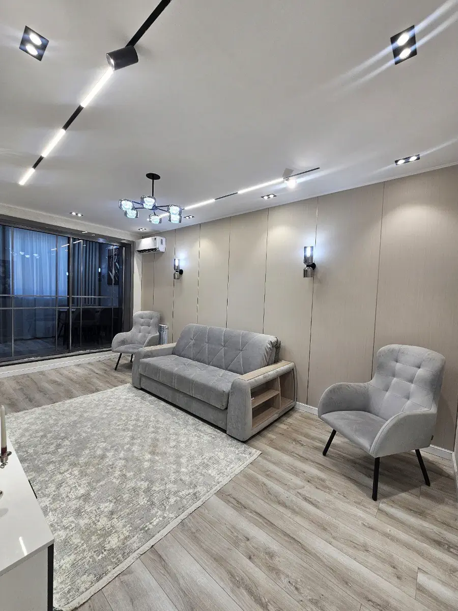 3-комнатная квартира − 70 м², 2/4 этаж