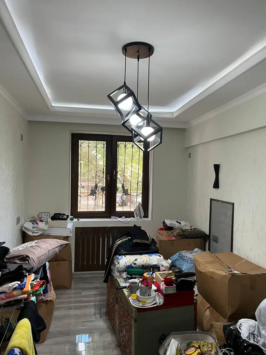 2 xonali kvartira sotiladi − 53 m²