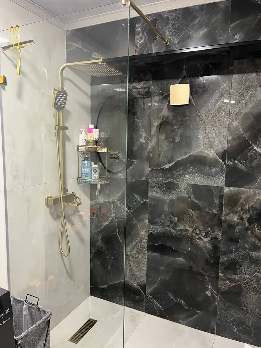 2 xonali kvartira sotiladi − 53 m²