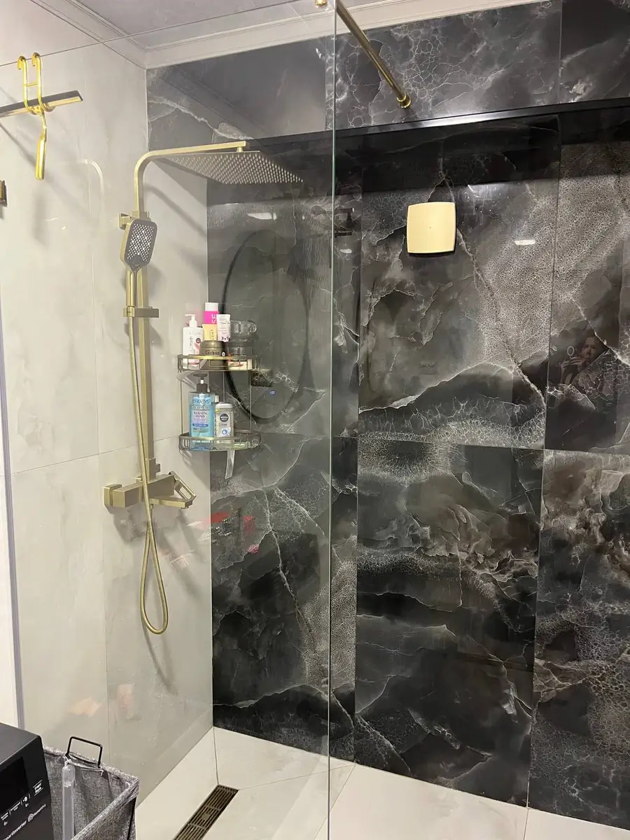 2 xonali kvartira sotiladi − 53 m²