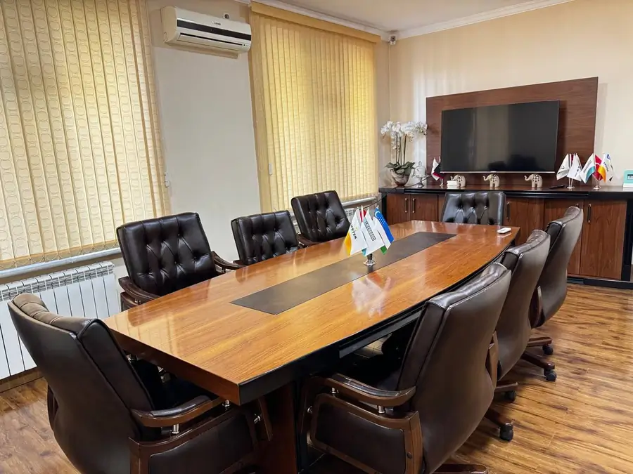 Сдается офис − 250 м²