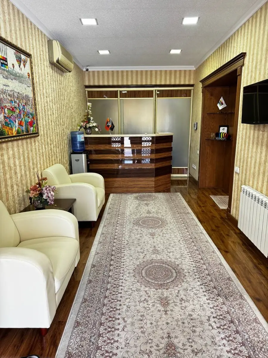 Сдается офис − 250 м²