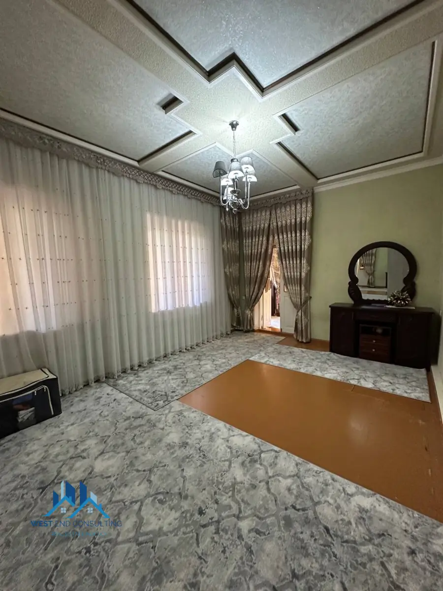 1 qavatli uy − 350 m², 3.2 sot. 