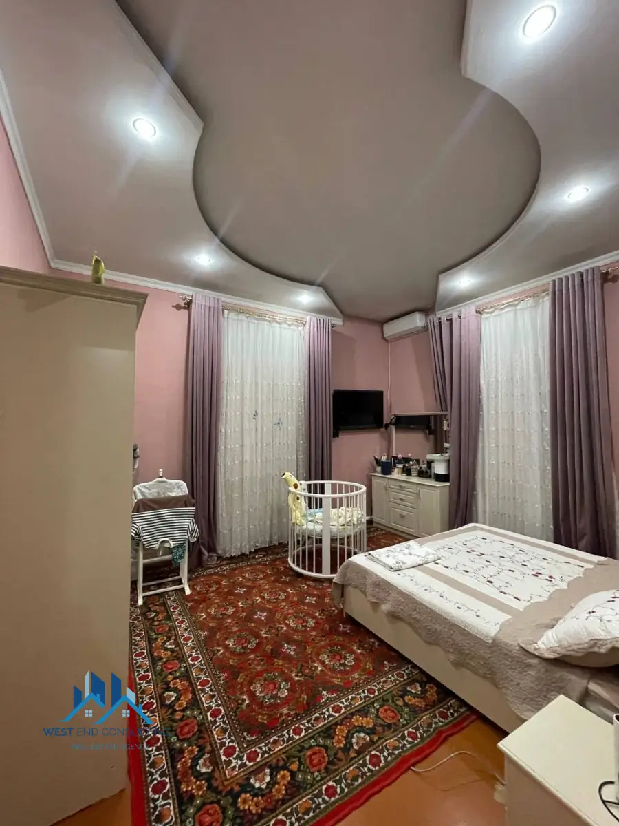 1 qavatli uy − 999 m², 7.3 sot. 