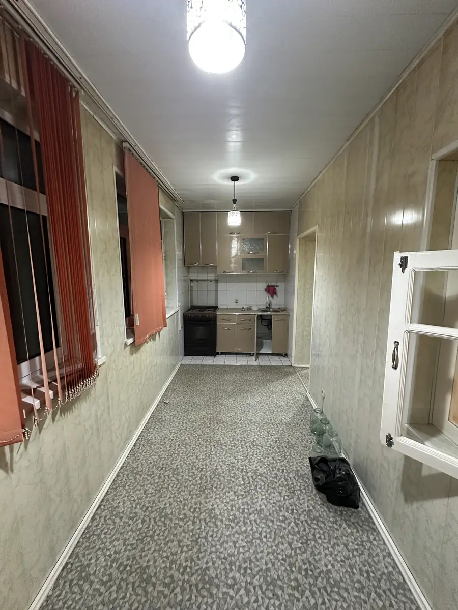 3 xonali kvartira sotiladi − 78 m²