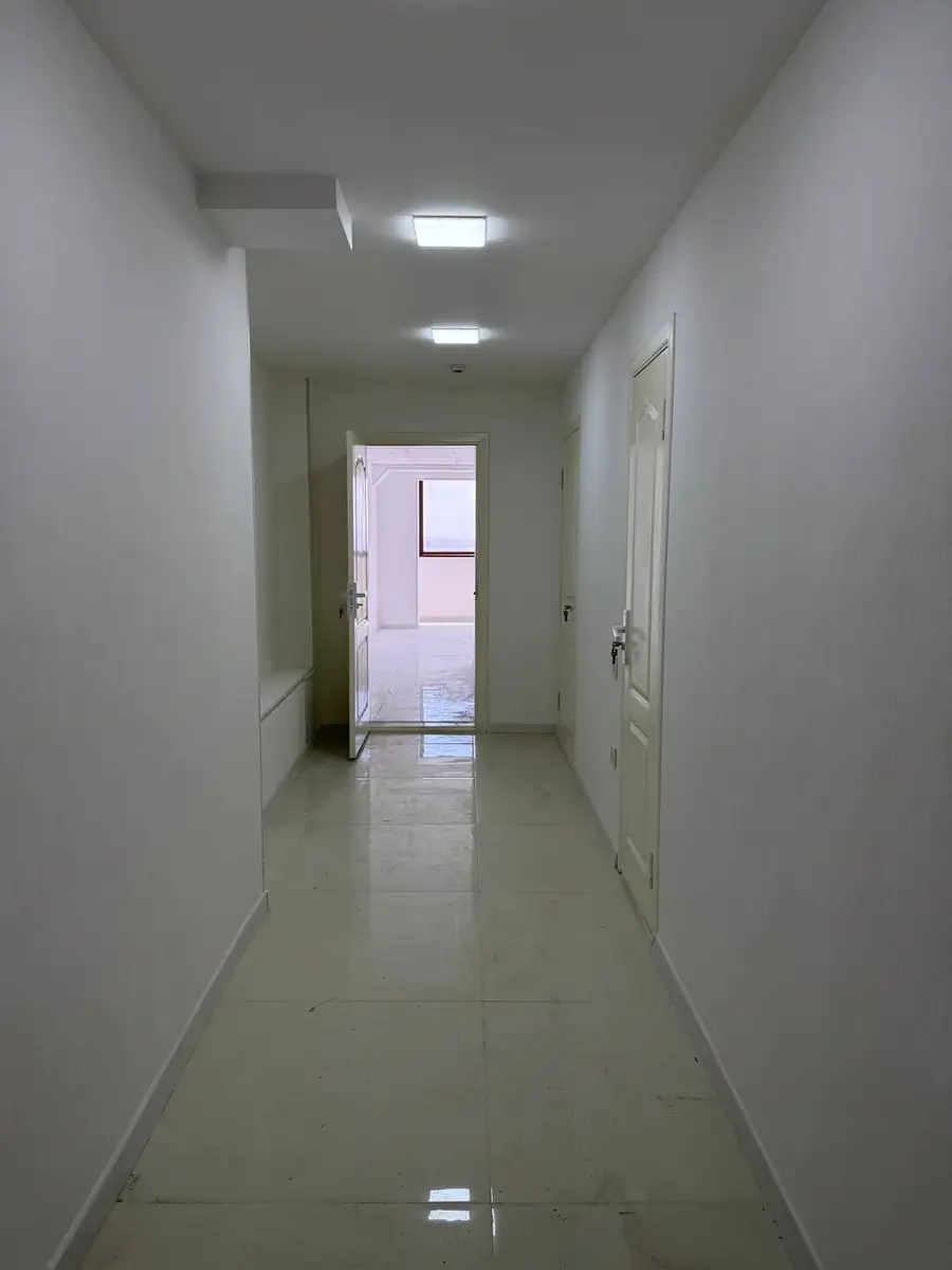 Ofis sotiladi − 109 m²