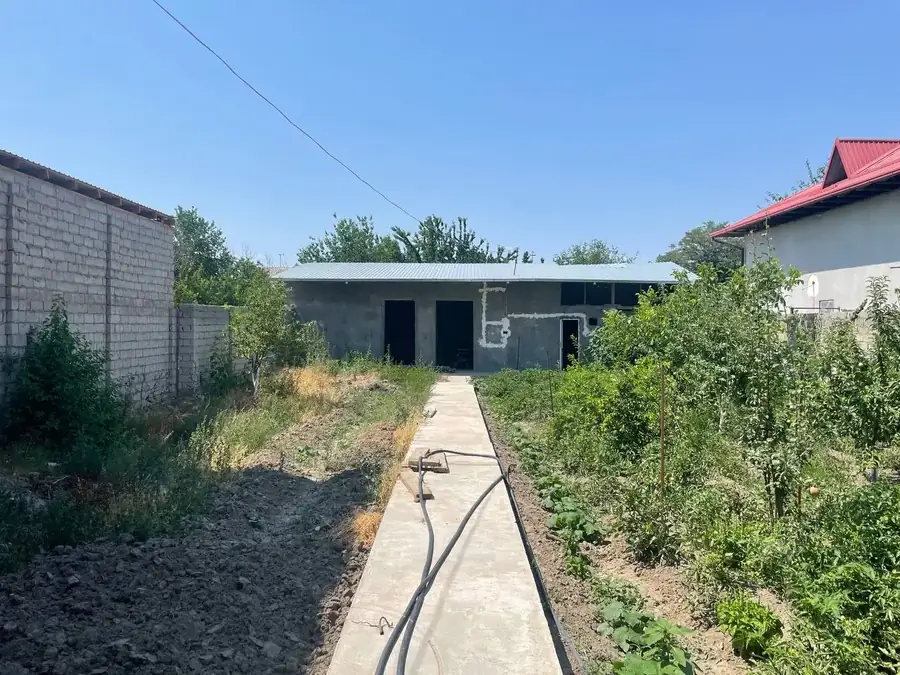 Участок − 9.3 сот.