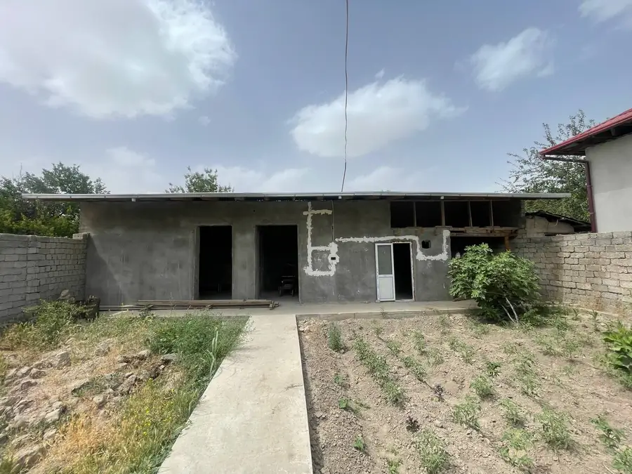 Продается участок − 9.3 сот.