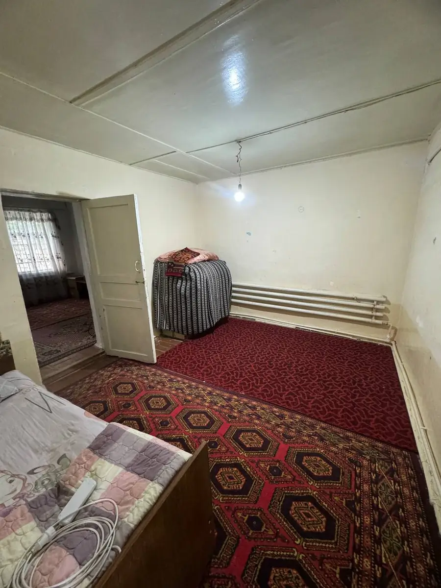 1 qavatli uy sotiladi − 1600 m²