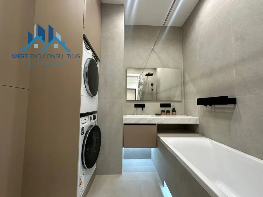 Сдается 2-комнатная квартира − 58 м²