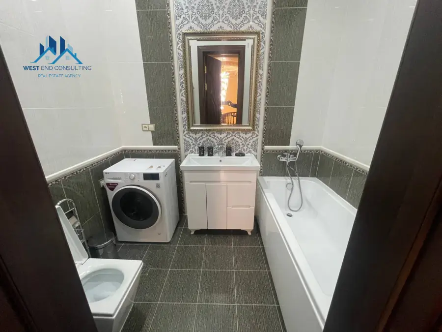 Ijaraga 2 qavatli uy − 240 m²