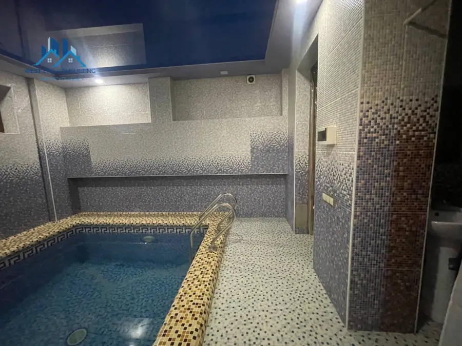 Ijaraga 2 qavatli uy − 240 m²