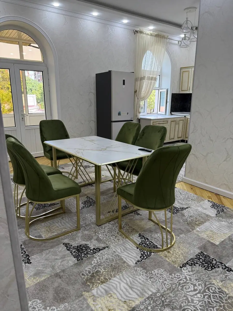 3 xonali kvartira − 100 m², 3/3 qavat