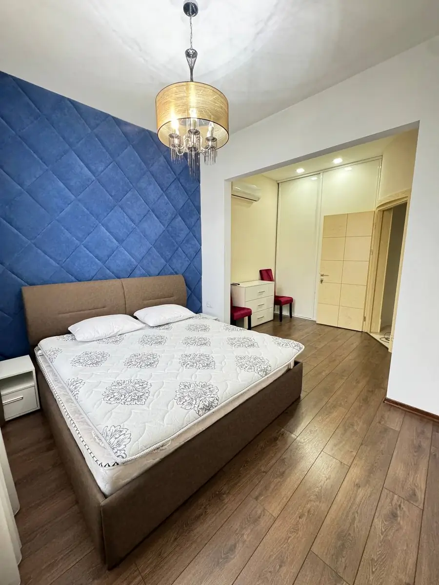 Ijaraga 3 xonali kvartira − 125 m²