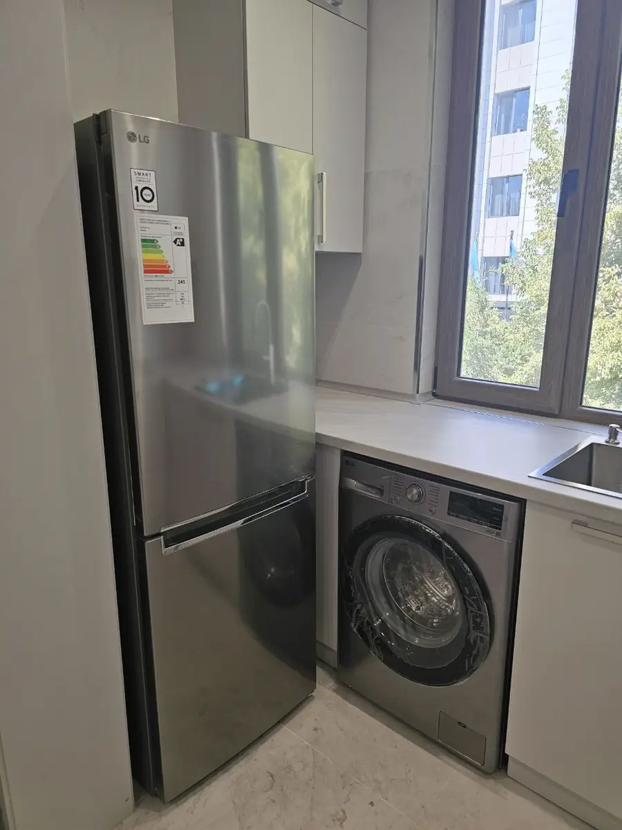 Сдается 3-комнатная квартира − 50 м²