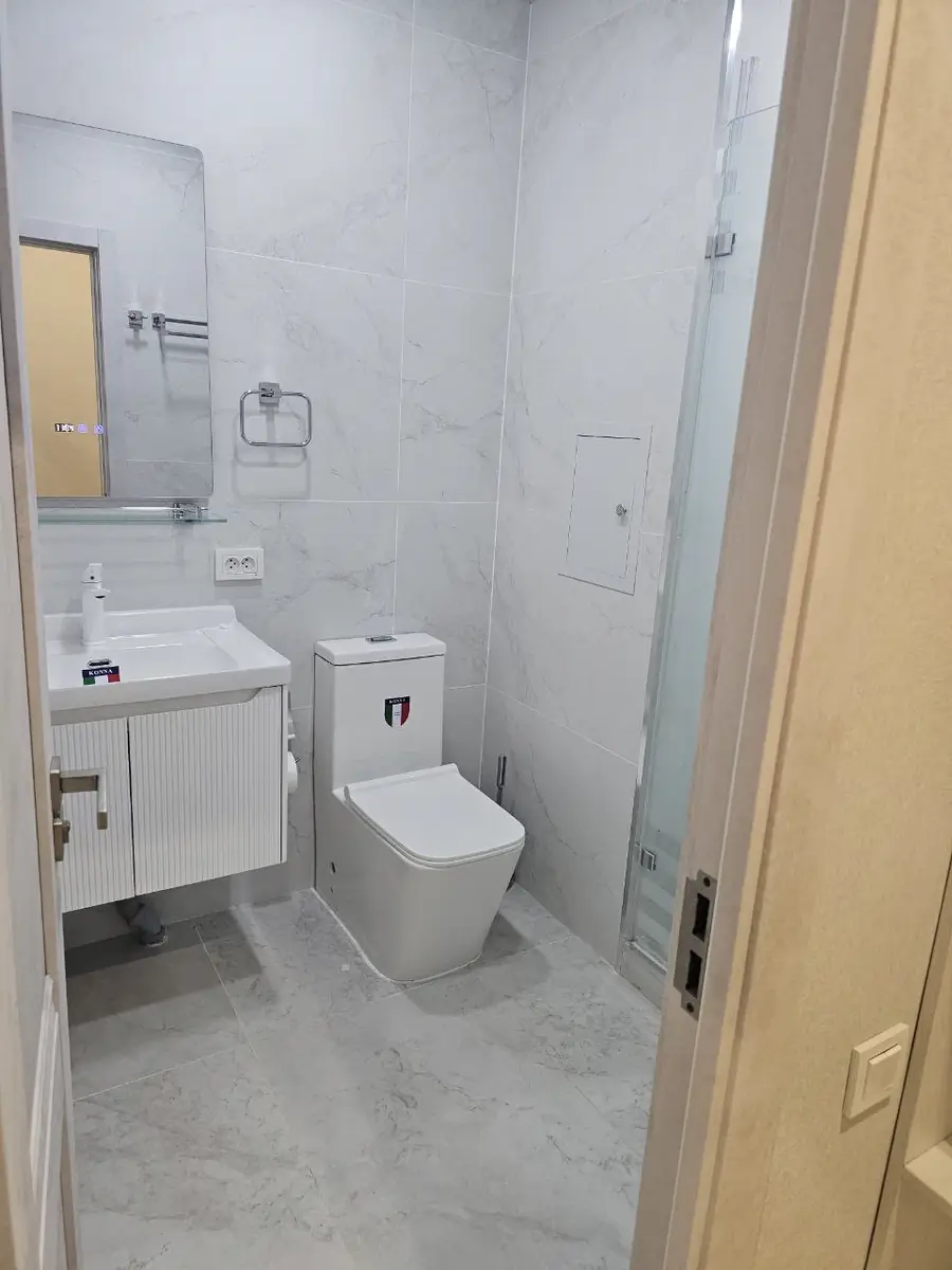 Сдается 3-комнатная квартира − 50 м²