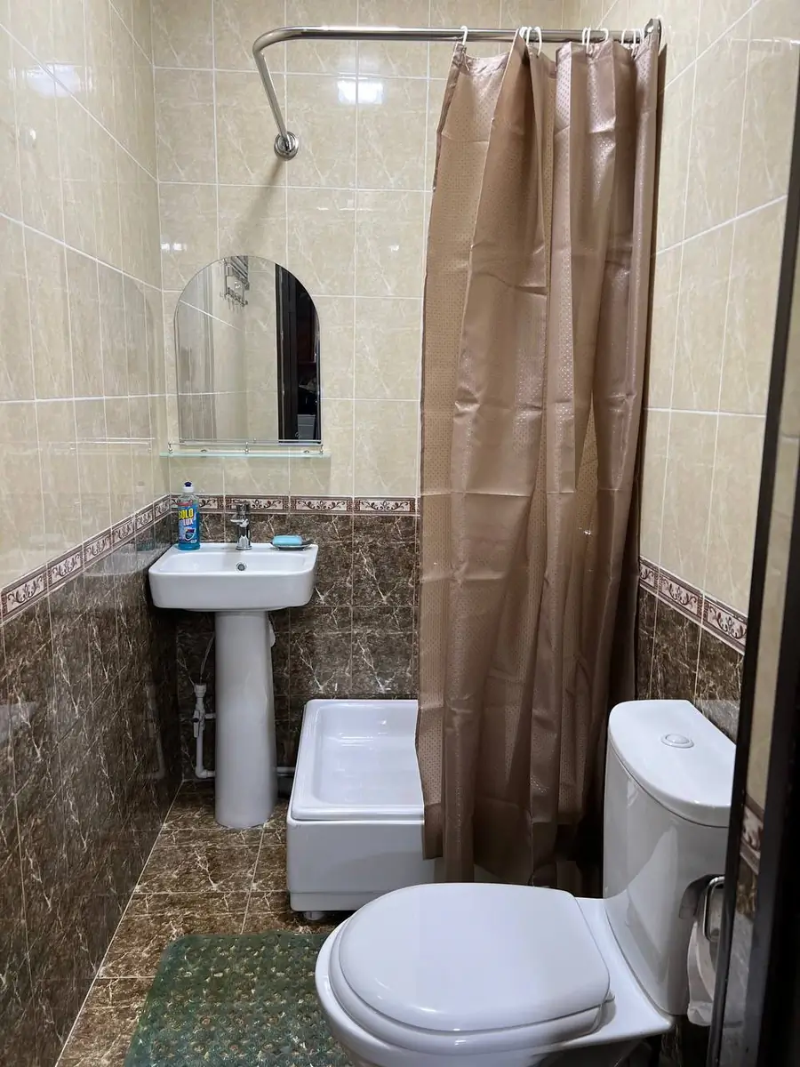 Сдается 2-комнатная квартира − 41 м²