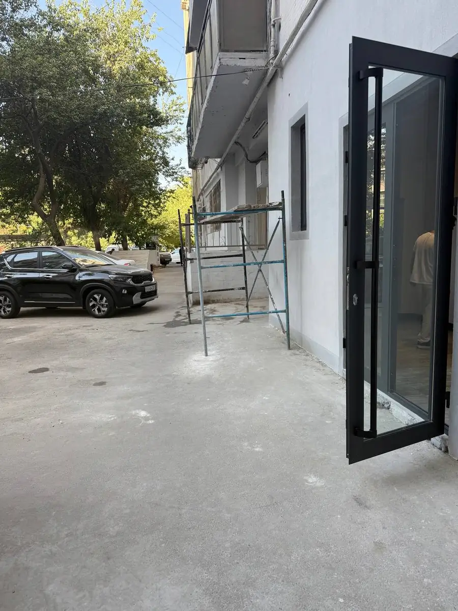 Ofis sotiladi − 42 m²