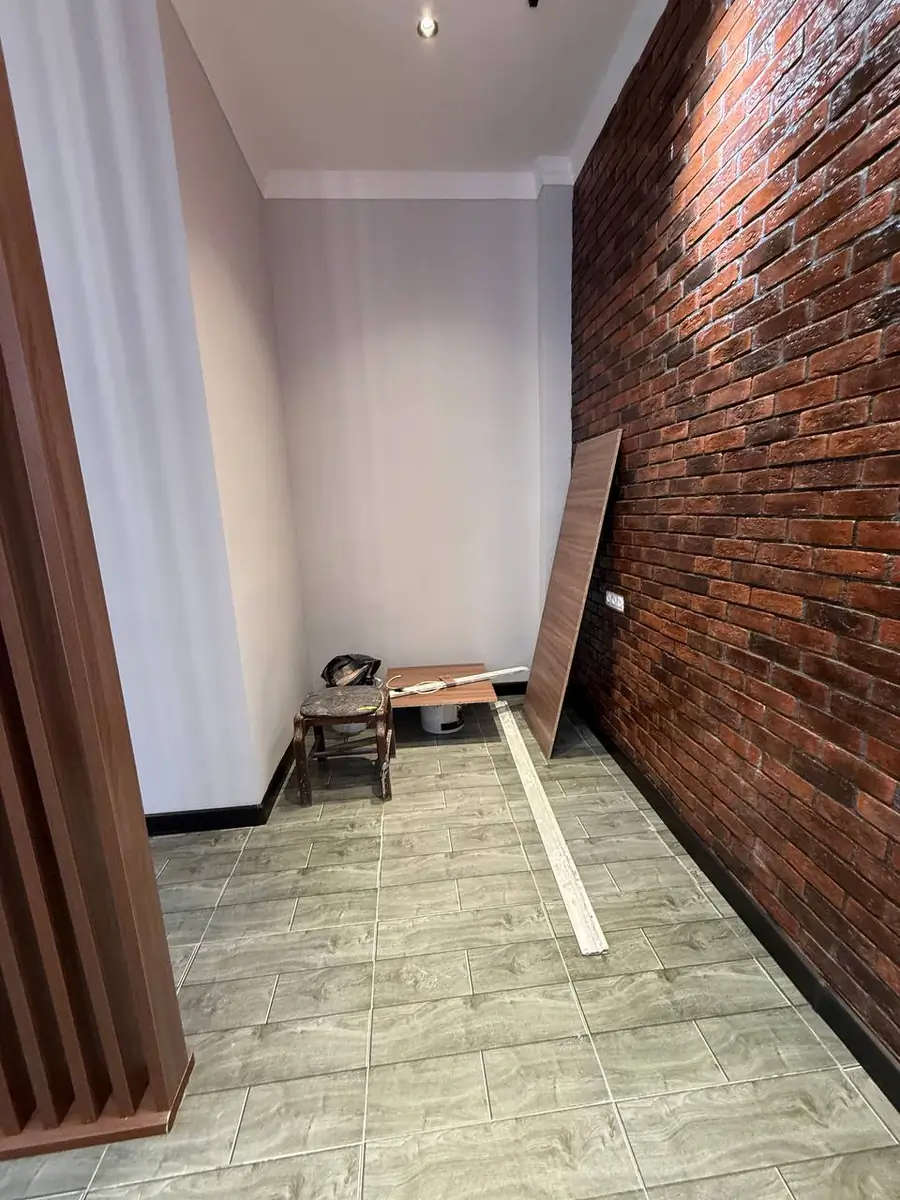 Ofis − 42 m², 1/9 qavat