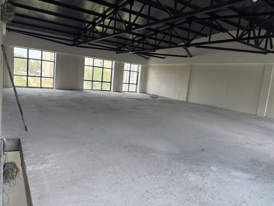 Сдается офис − 1228 м²