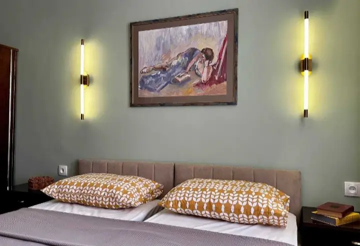 Сдается 2-комнатная квартира − 57 м²