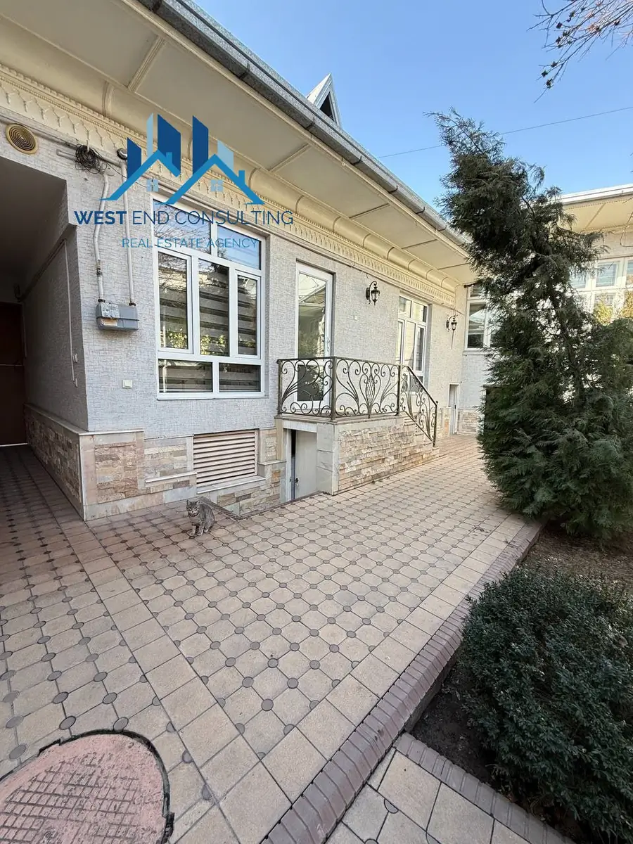 Ijaraga 1 qavatli uy − 400 m²