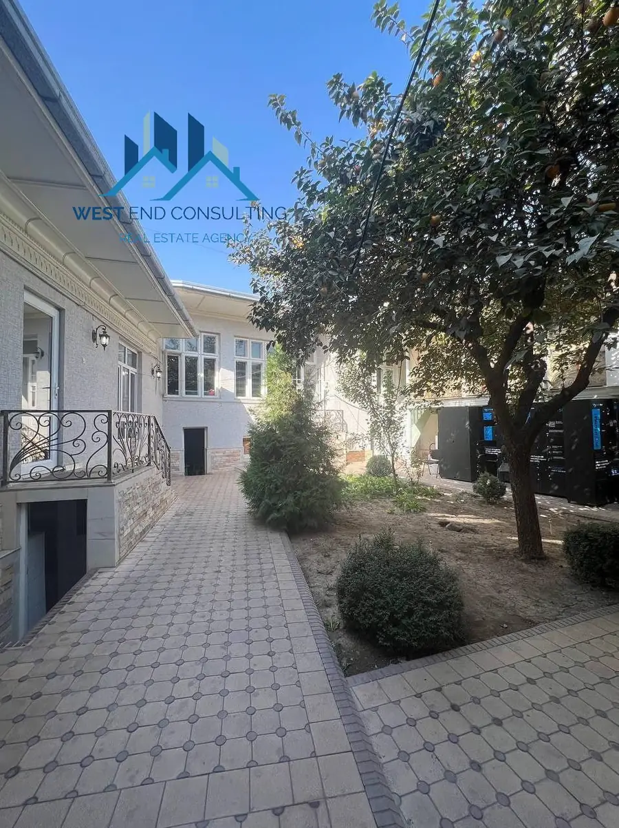 1 qavatli uy − 400 m², 4 sot. 