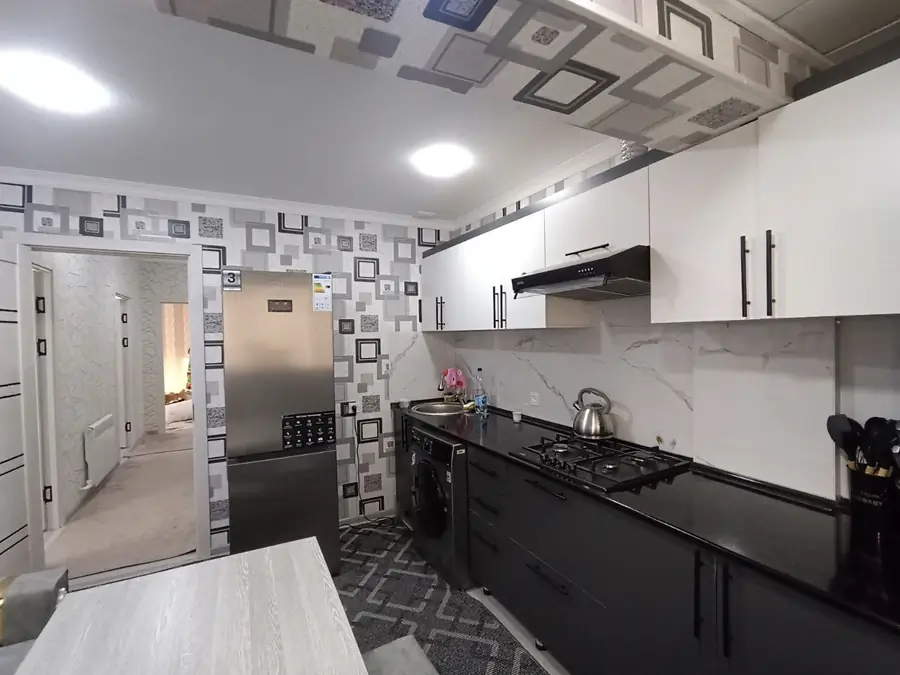 3-комнатная квартира − 76 м², 5/5 этаж