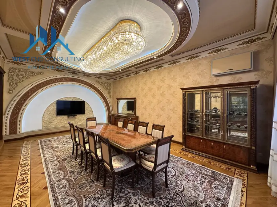 Ijaraga 3 qavatli uy − 400 m²