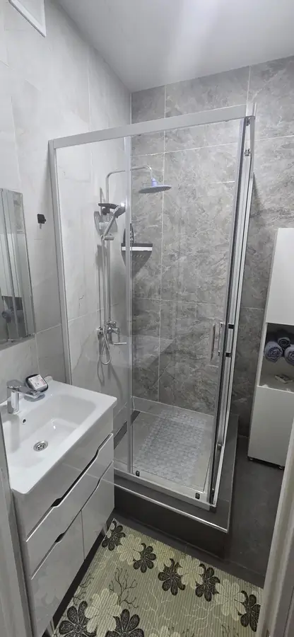 Ijaraga 3 xonali kvartira − 71 m²