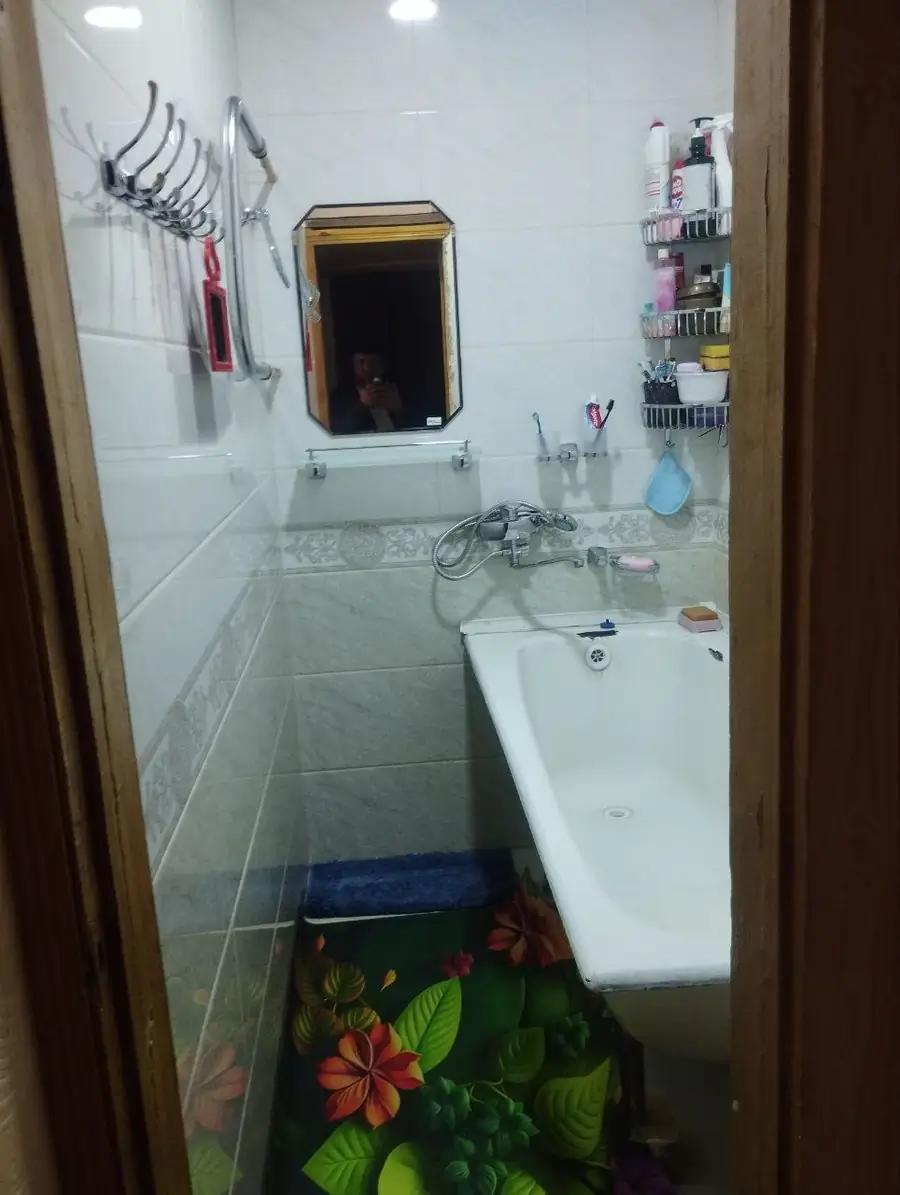 Продается 3-комнатная квартира − 77 м²