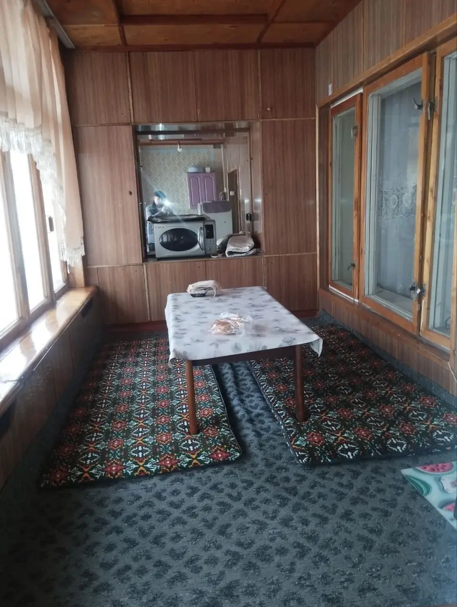 Продается 3-комнатная квартира − 77 м²